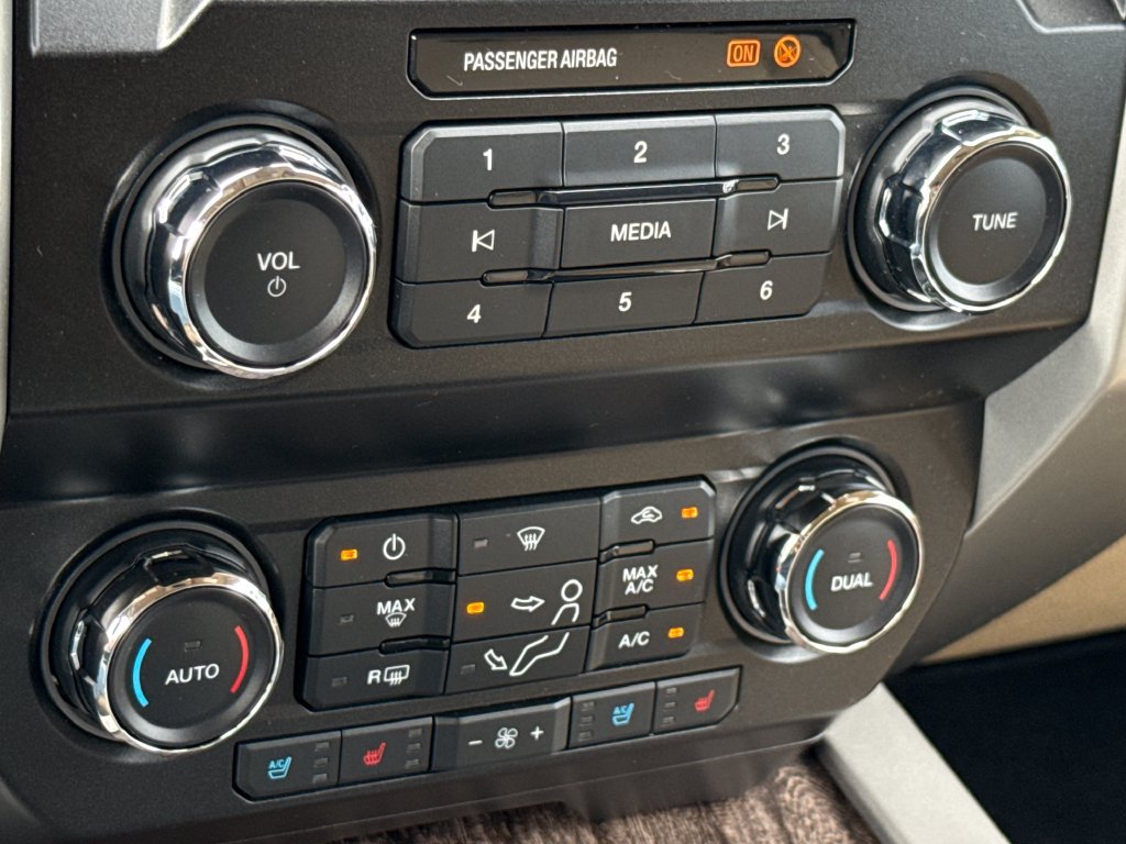 Certified 2019 Ford F250 Lariat w/ Lariat Ultimate Package AWD/4WD image 23