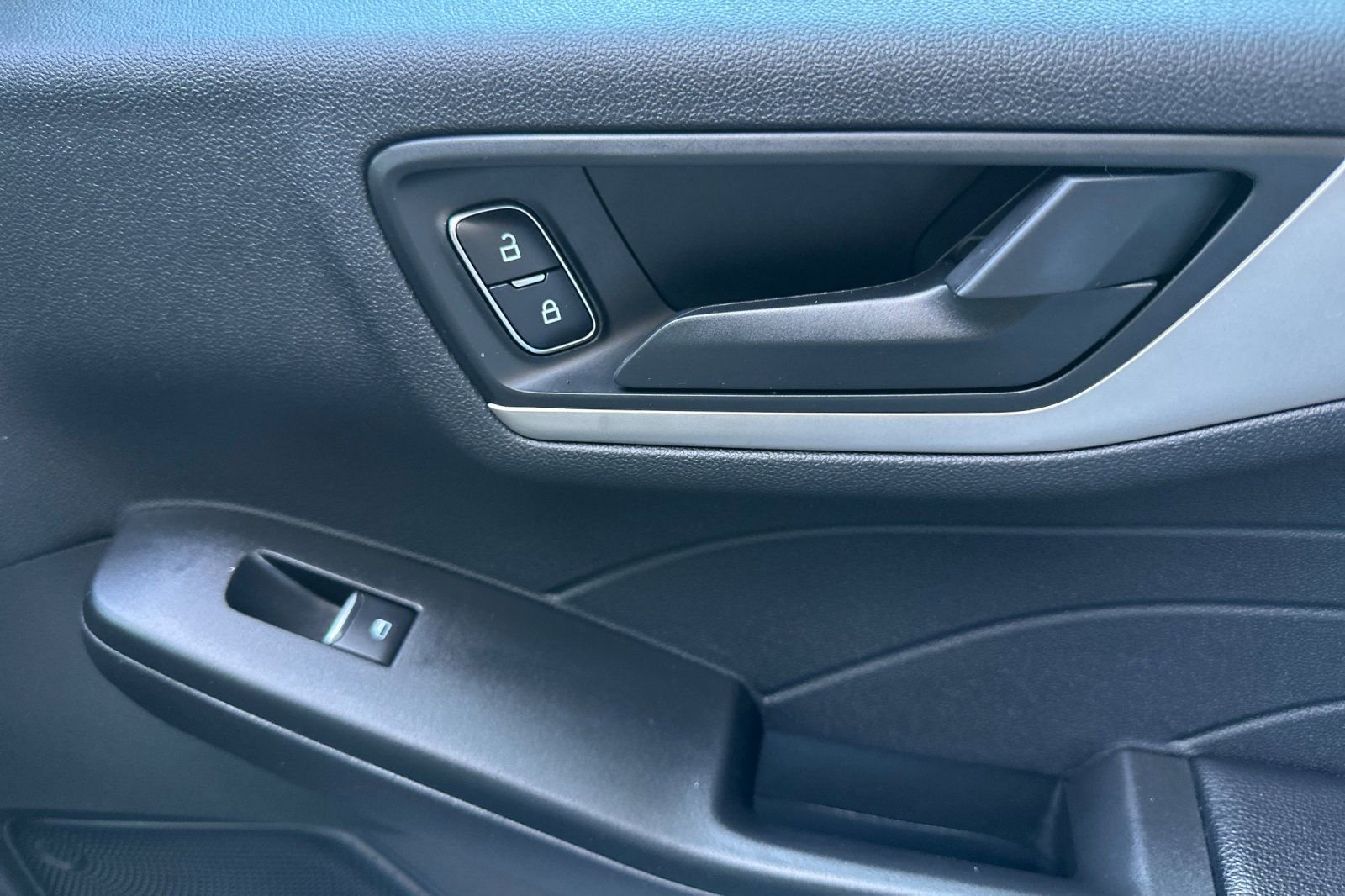 Certified 2022 Ford Escape SE w/ SE Sport Appearance Package FWD image 21