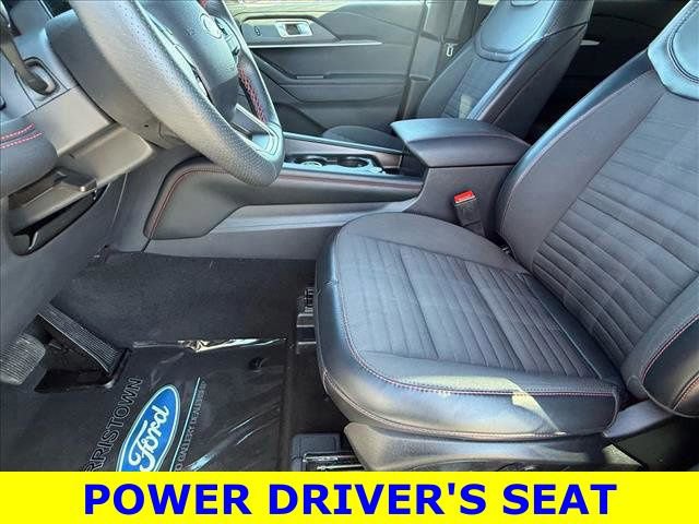 Certified 2025 Ford Explorer ST-Line image 16