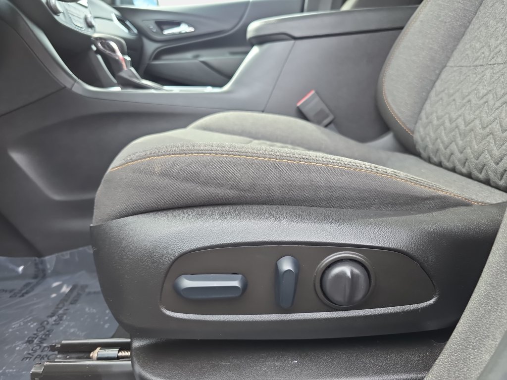 Used 2022 Chevrolet Equinox LT AWD/4WD image 25