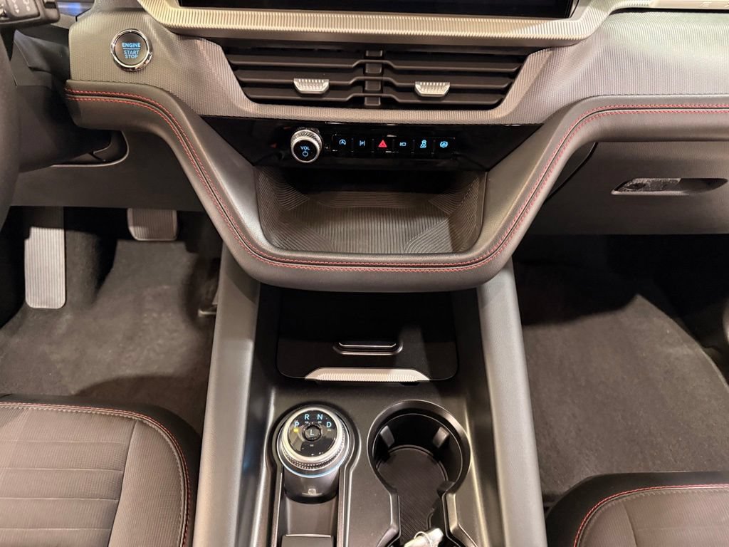 Certified 2025 Ford Explorer ST-Line AWD/4WD image 24
