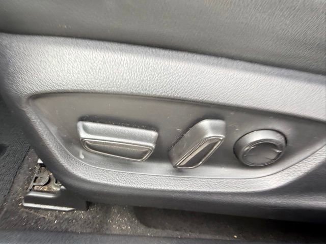 Used 2024 Toyota Camry SE w/ Convenience Package image 23