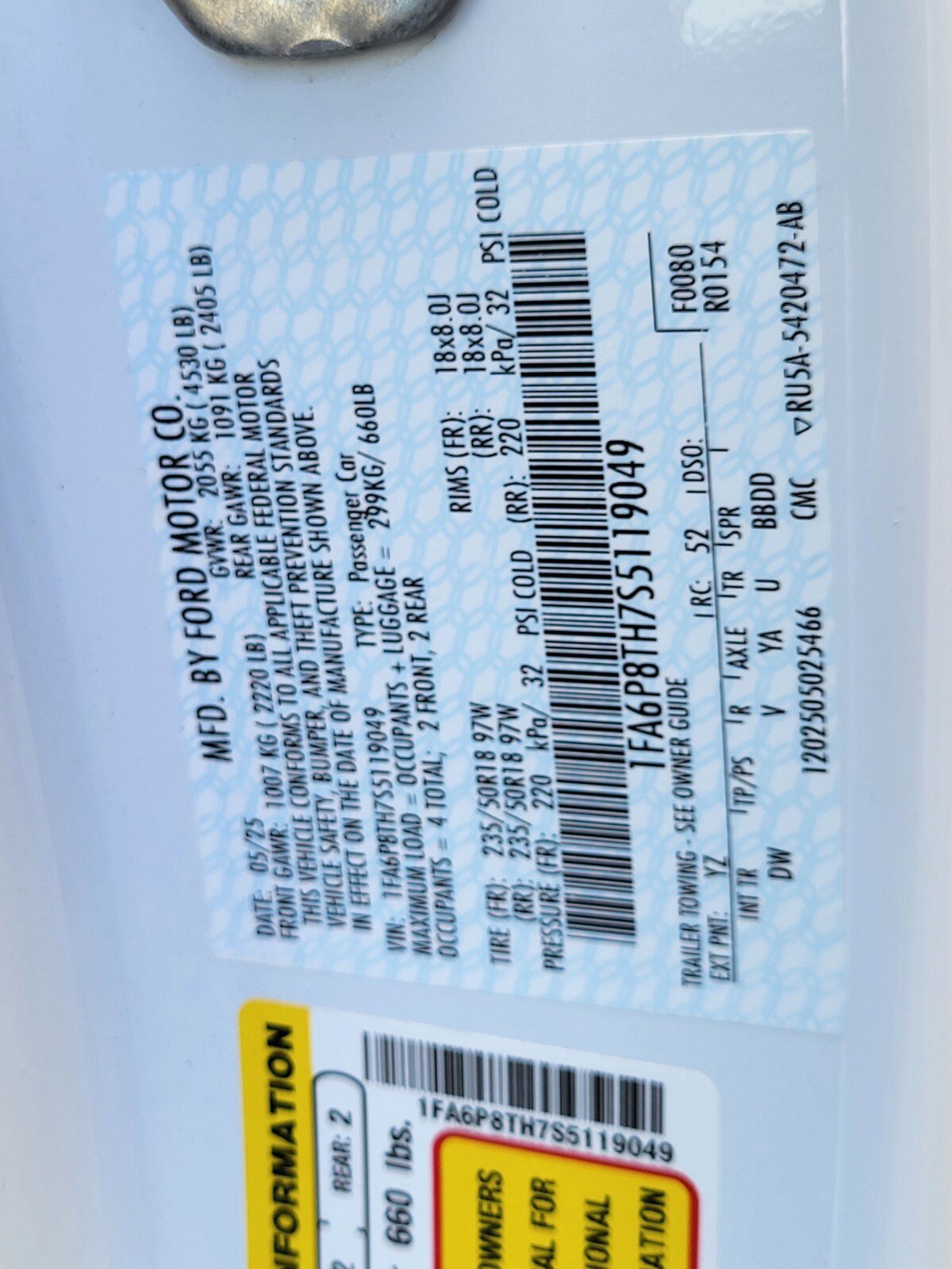 Certified 2025 Ford Mustang Coupe RWD image 33