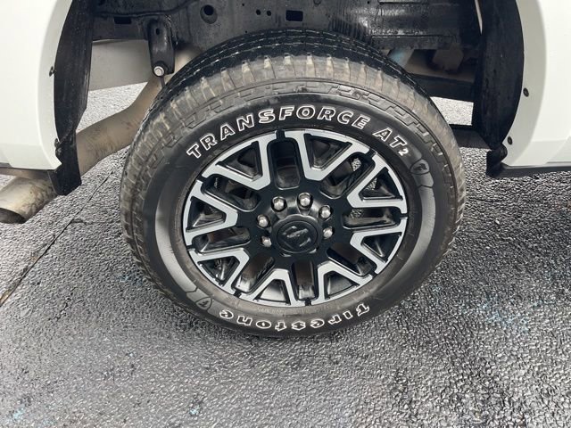 Used 2025 RAM 2500 Limited AWD/4WD image 9