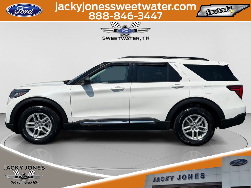 Certified 2025 Ford Explorer Active w/ Active Comfort Package RWD image 2