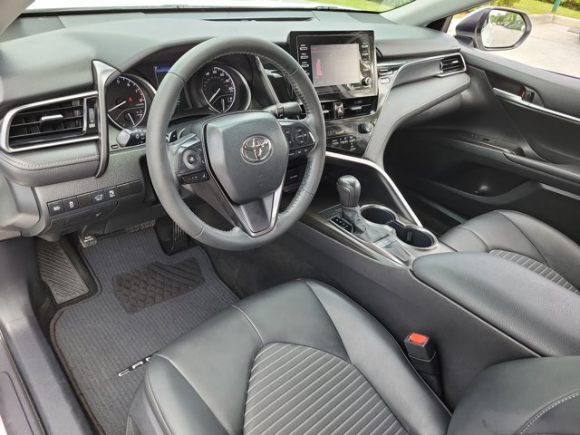 Used 2024 Toyota Camry SE w/ Convenience Package FWD image 16