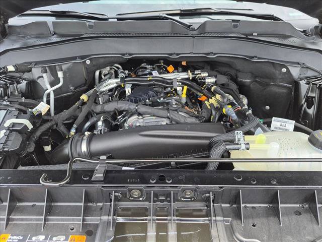 Certified 2025 Ford Explorer Active w/ Active Comfort Package RWD image 22