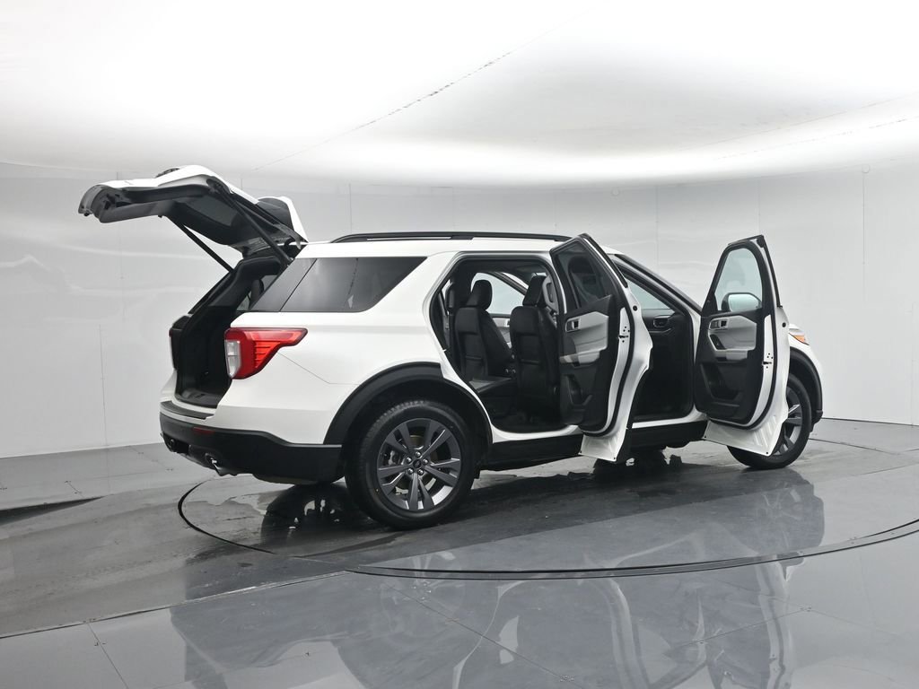 Certified 2023 Ford Explorer XLT w/ Equipment Group 202A image 35