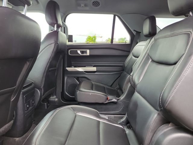 Certified 2023 Ford Explorer XLT w/ Equipment Group 202A RWD image 19