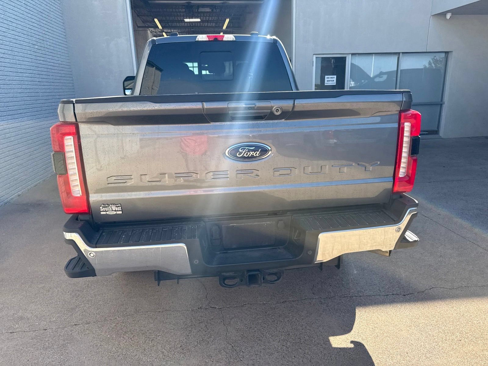 Certified 2024 Ford F250 Lariat w/ Lariat Ultimate Package AWD/4WD image 6