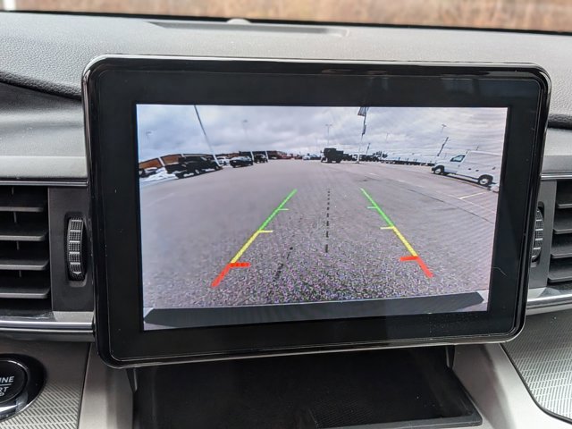 Certified 2022 Ford Explorer XLT w/ Equipment Group 202A image 24