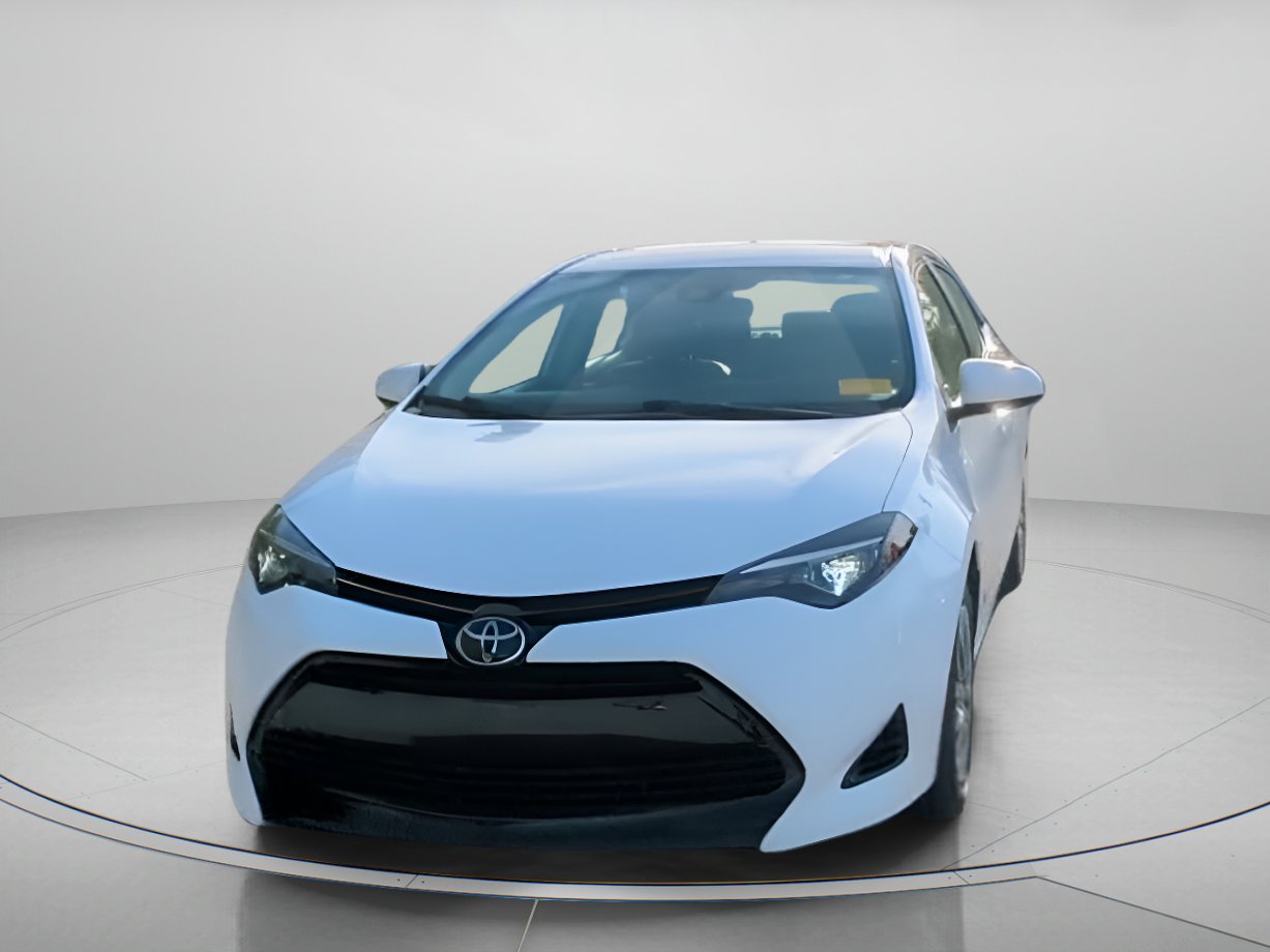 Used 2018 Toyota Corolla LE image 8