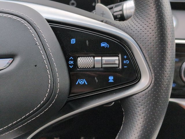 Used 2022 Genesis GV70 3.5T Sport w/ Sport Advanced Package AWD/4WD image 19