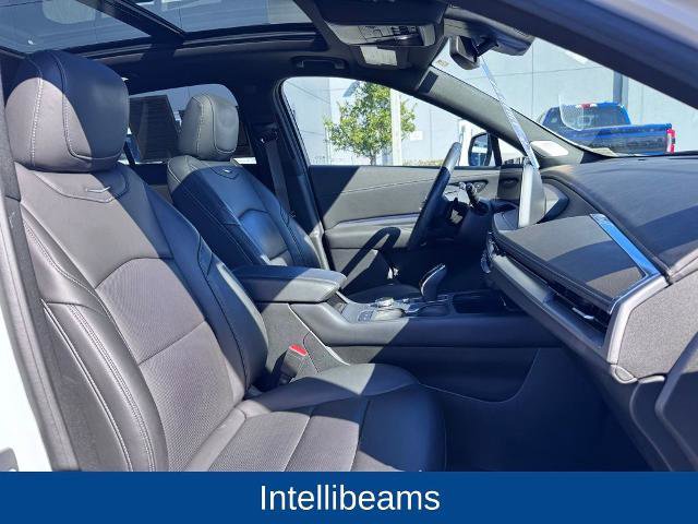 Used 2024 Cadillac XT4 Premium Luxury image 23