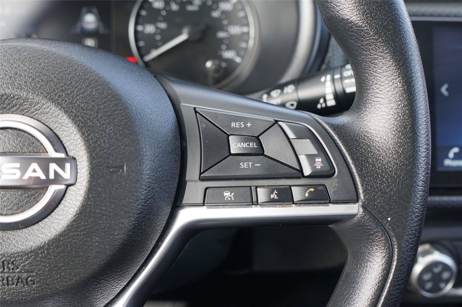 Used 2024 Nissan Kicks SV FWD image 16