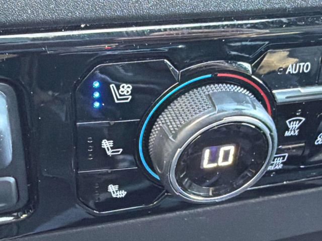 Used 2024 Chevrolet Silverado 1500 ZR2 w/ Technology Package image 18