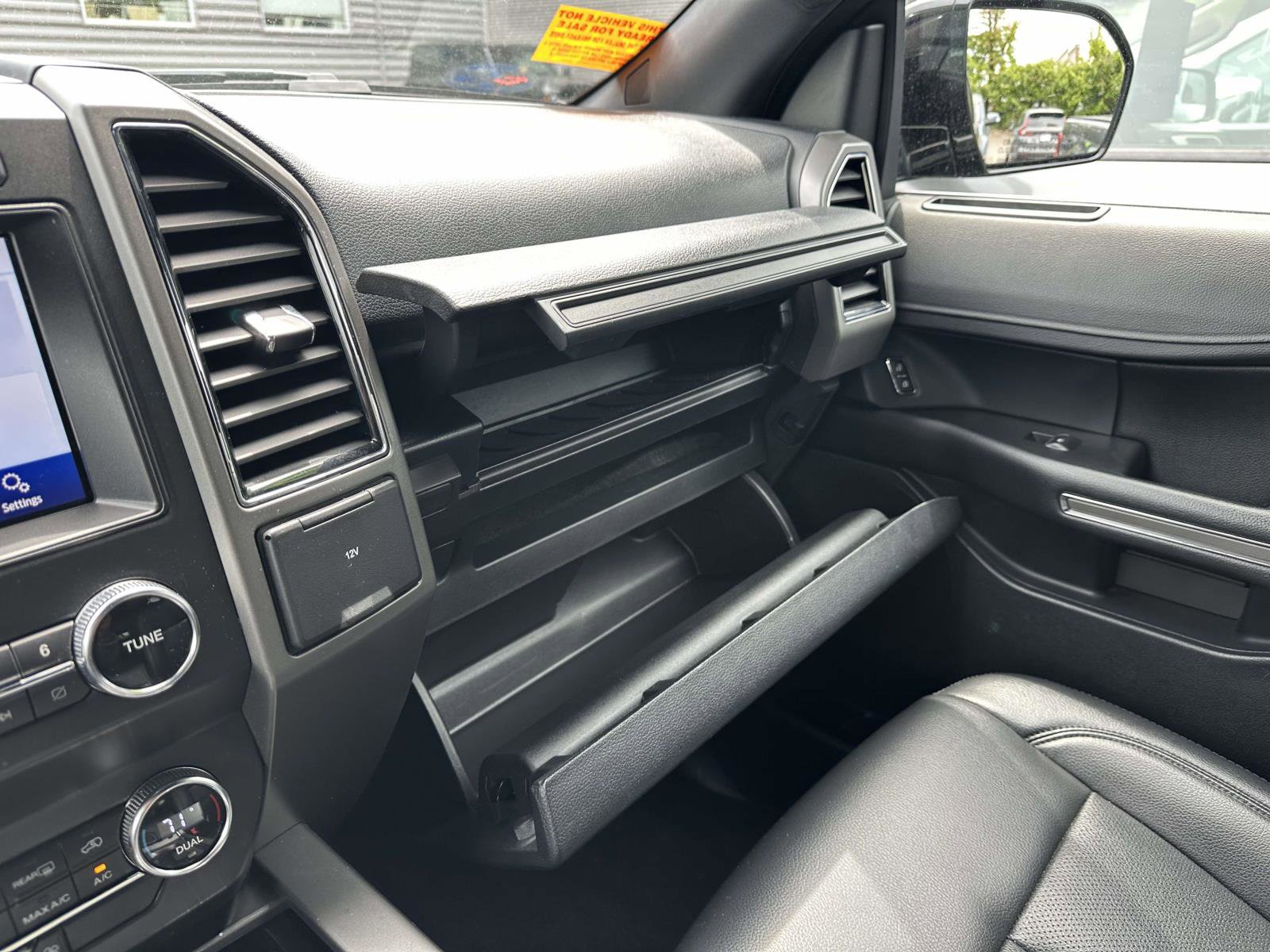 Certified 2020 Ford Expedition XLT w/ Black Accent Package AWD/4WD image 19