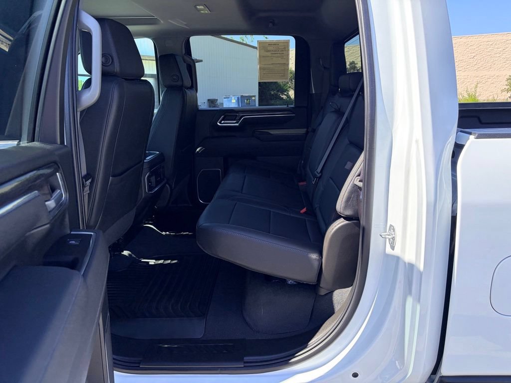 Used 2026 Chevrolet Silverado 2500 LTZ w/ LTZ Premium Package AWD/4WD image 28