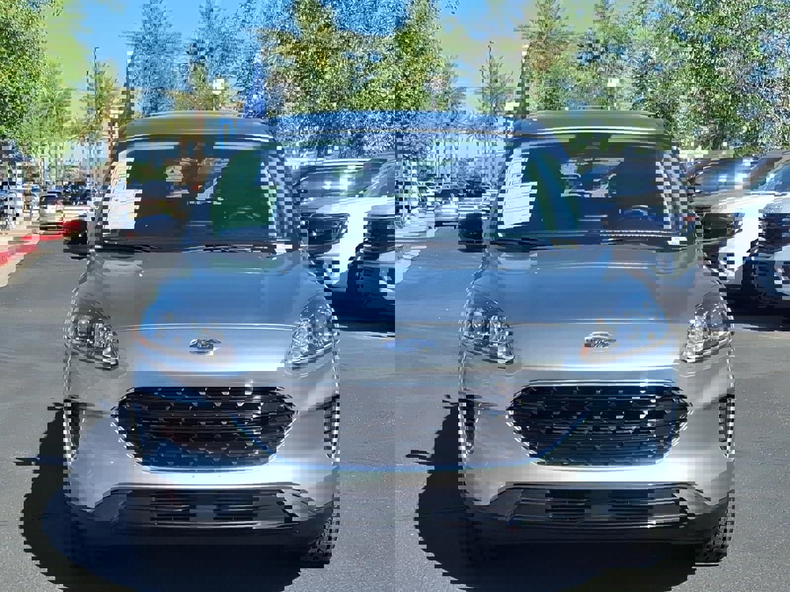 Certified 2022 Ford Escape SE w/ SE Sport Appearance Package image 8