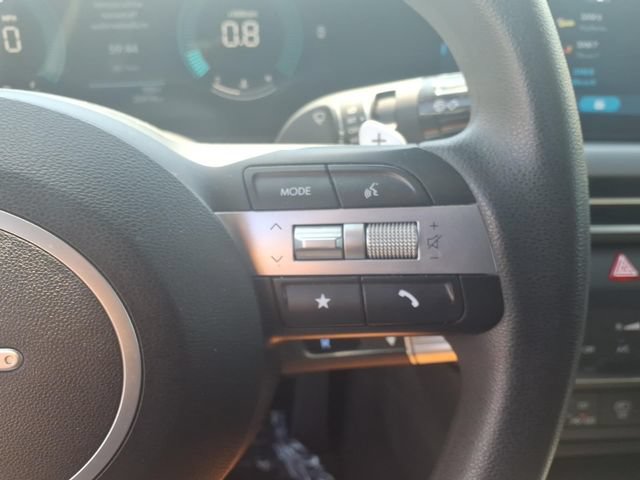 Used 2025 Hyundai Sonata SEL FWD image 27