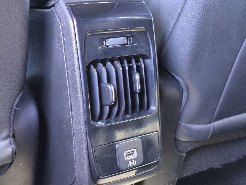 Used 2025 Jeep Compass Latitude AWD/4WD image 26