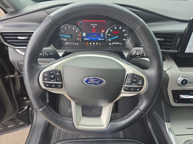 Certified 2023 Ford Explorer XLT w/ Equipment Group 202A AWD/4WD image 15