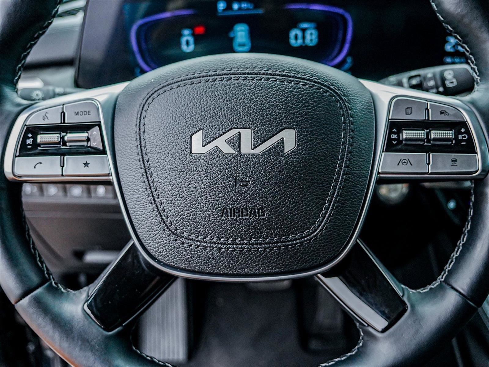 Used 2025 Kia Telluride EX AWD/4WD image 13