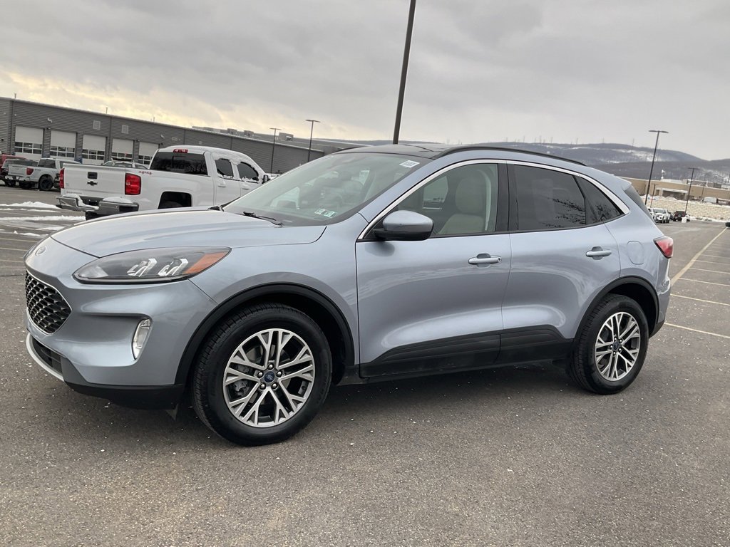 Certified 2022 Ford Escape SEL w/ Technology Package image 31