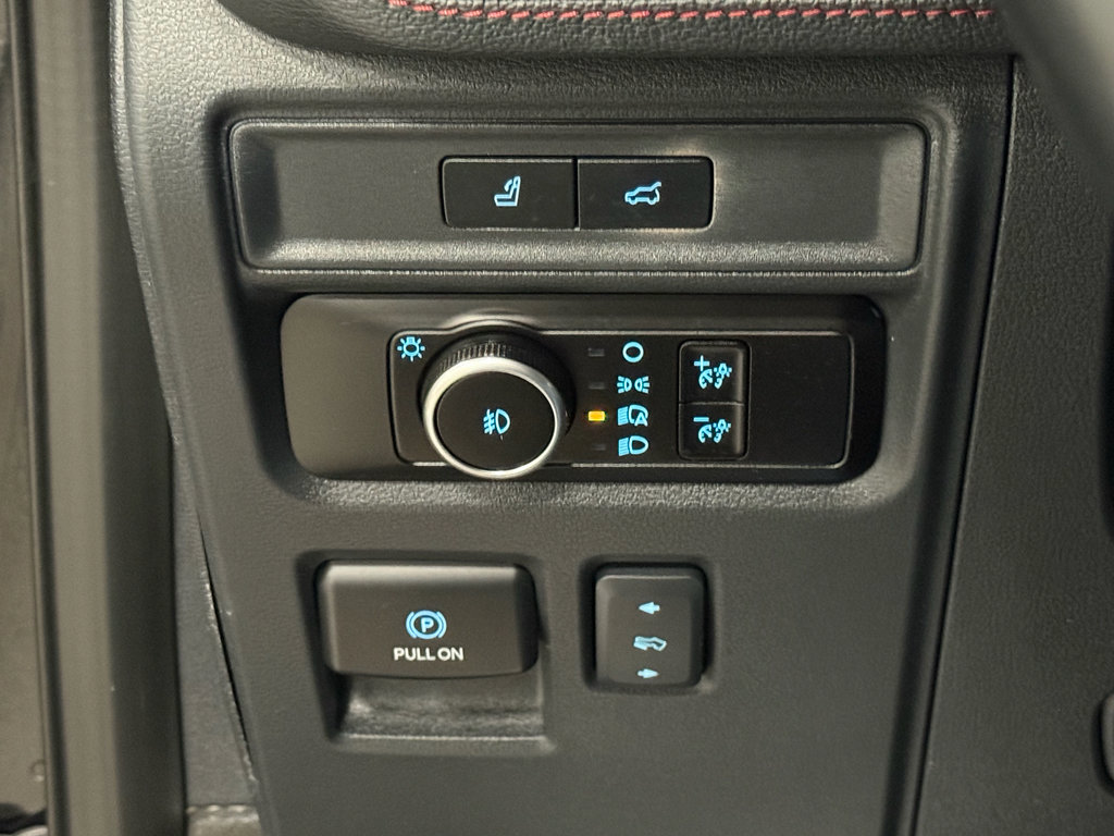 Certified 2023 Ford Expedition Limited image 11