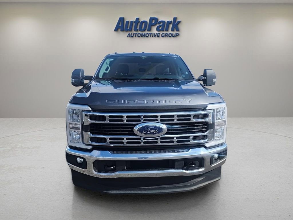 Certified 2025 Ford F350 XLT image 9