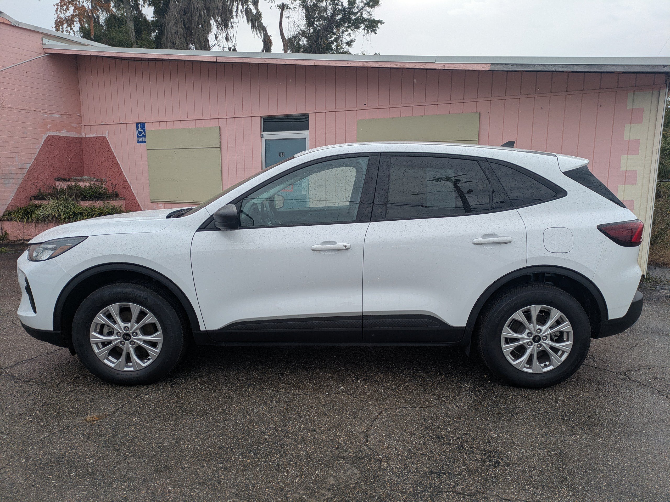 Certified 2025 Ford Escape Active w/ Tech Pack #1 AWD/4WD image 6