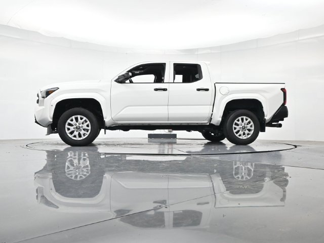Used 2024 Toyota Tacoma SR AWD/4WD image 37