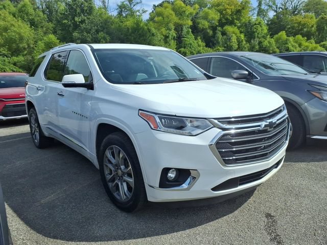 Used 2019 Chevrolet Traverse Premier w/ Driver Confidence II Package FWD image 4
