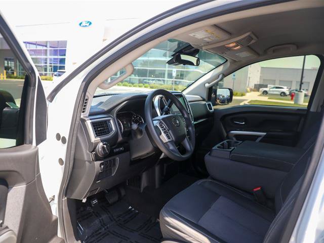 Used 2021 Nissan Titan SV AWD/4WD image 17