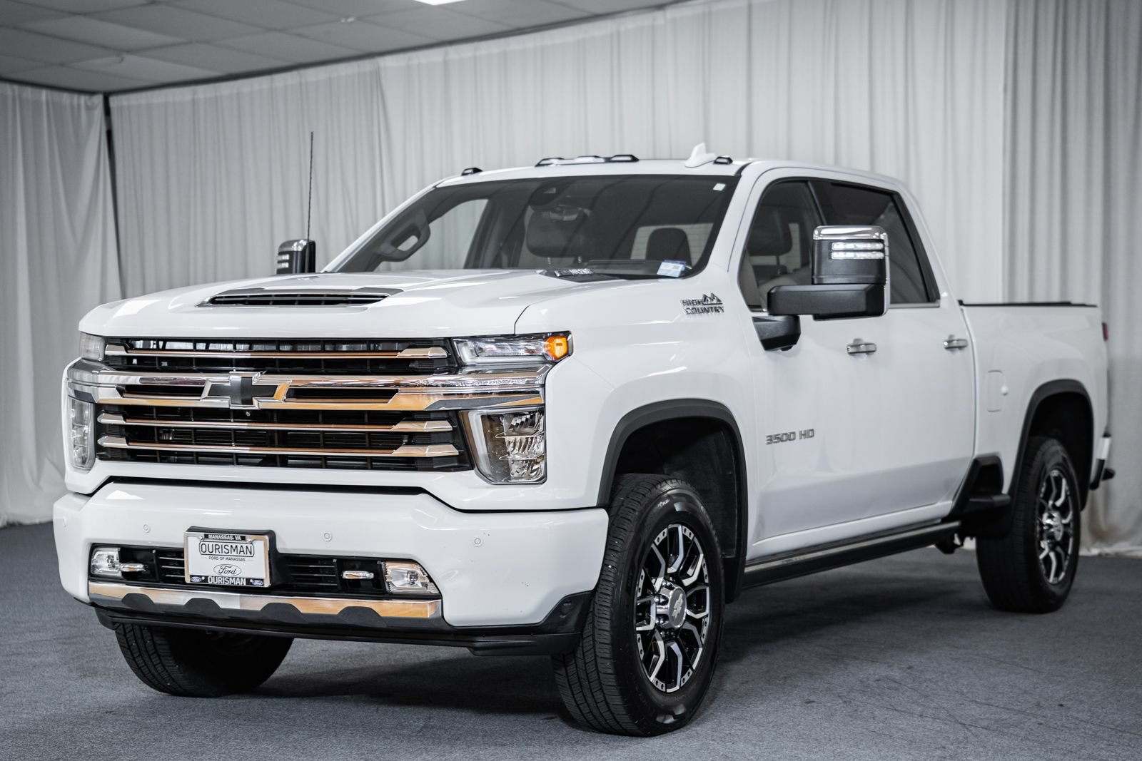Used 2022 Chevrolet Silverado 3500 High Country w/ Z71 Off-Road Package AWD/4WD image 3