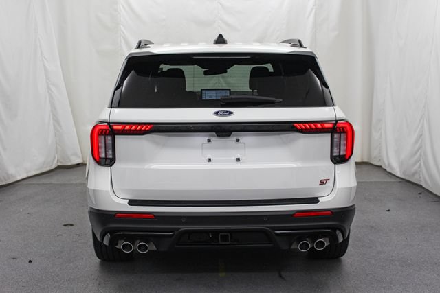 Certified 2025 Ford Explorer ST AWD/4WD image 6