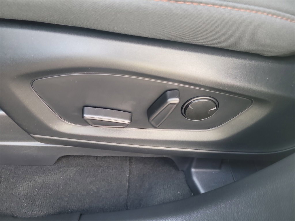 Certified 2025 Ford Explorer Active image 19