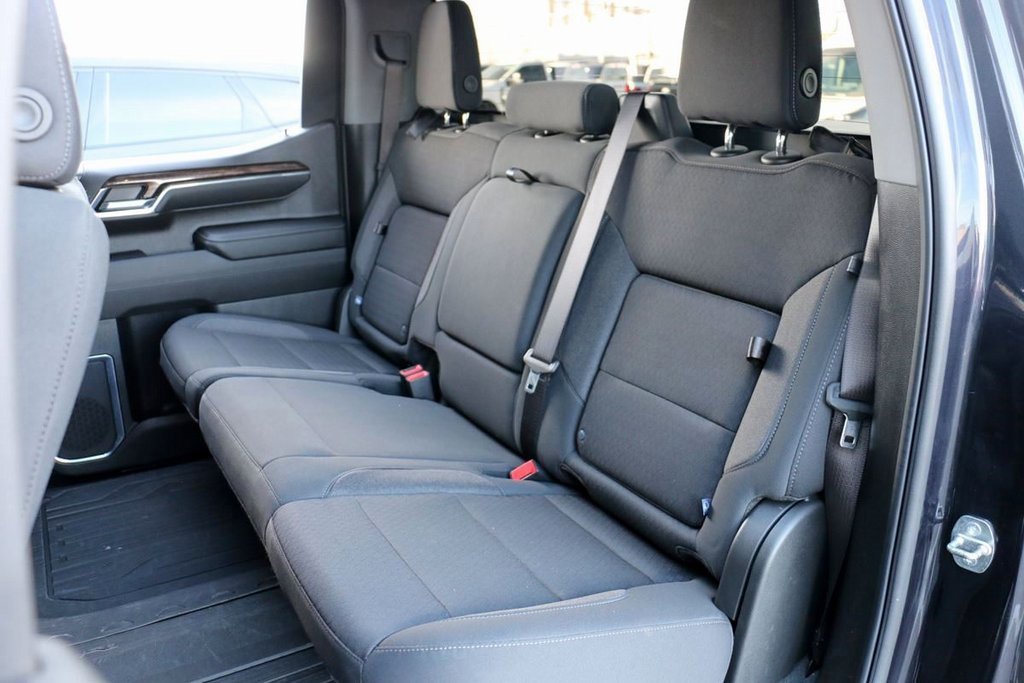 Used 2024 GMC Sierra 1500 Elevation image 24