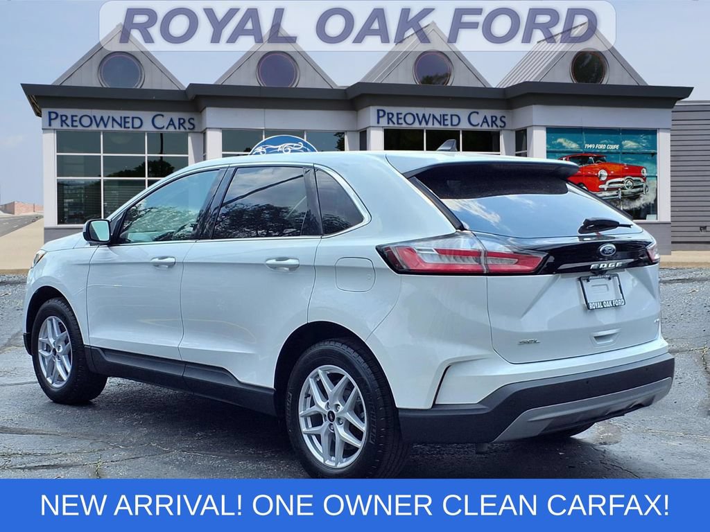 Certified 2023 Ford Edge SEL w/ Convenience Package AWD/4WD image 2