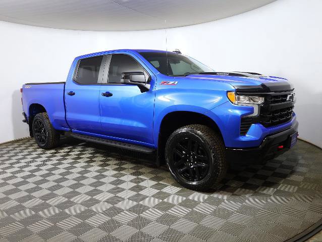 Used 2025 Chevrolet Silverado 1500 LT Trail Boss w/ Convenience Package II image 5