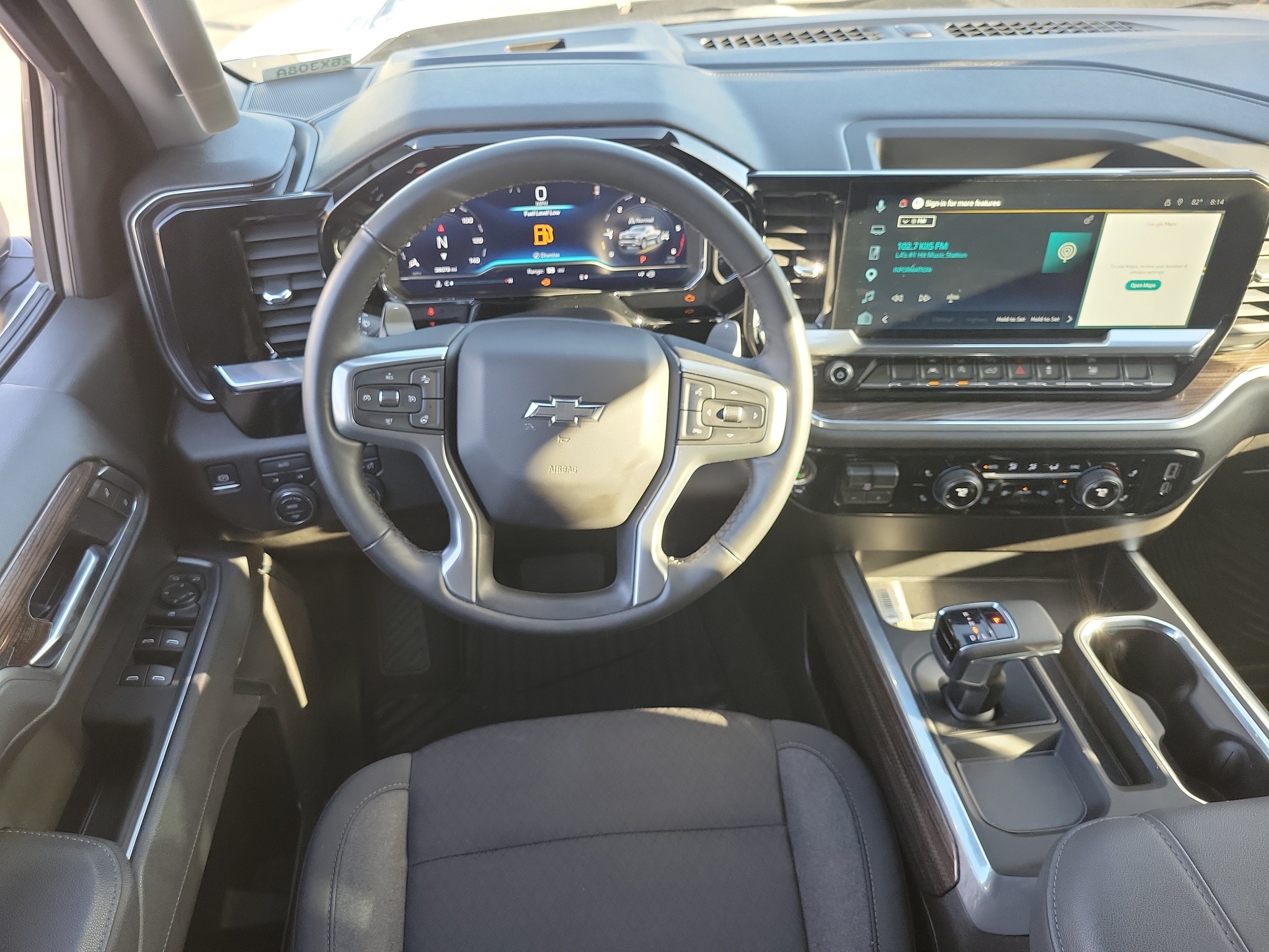 Used 2025 Chevrolet Silverado 1500 RST AWD/4WD image 4