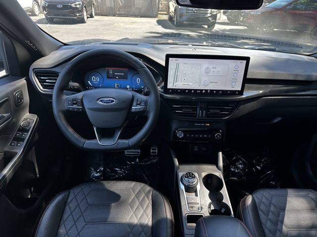 Certified 2023 Ford Escape ST-Line Elite w/ Premium Technology Package AWD/4WD image 13