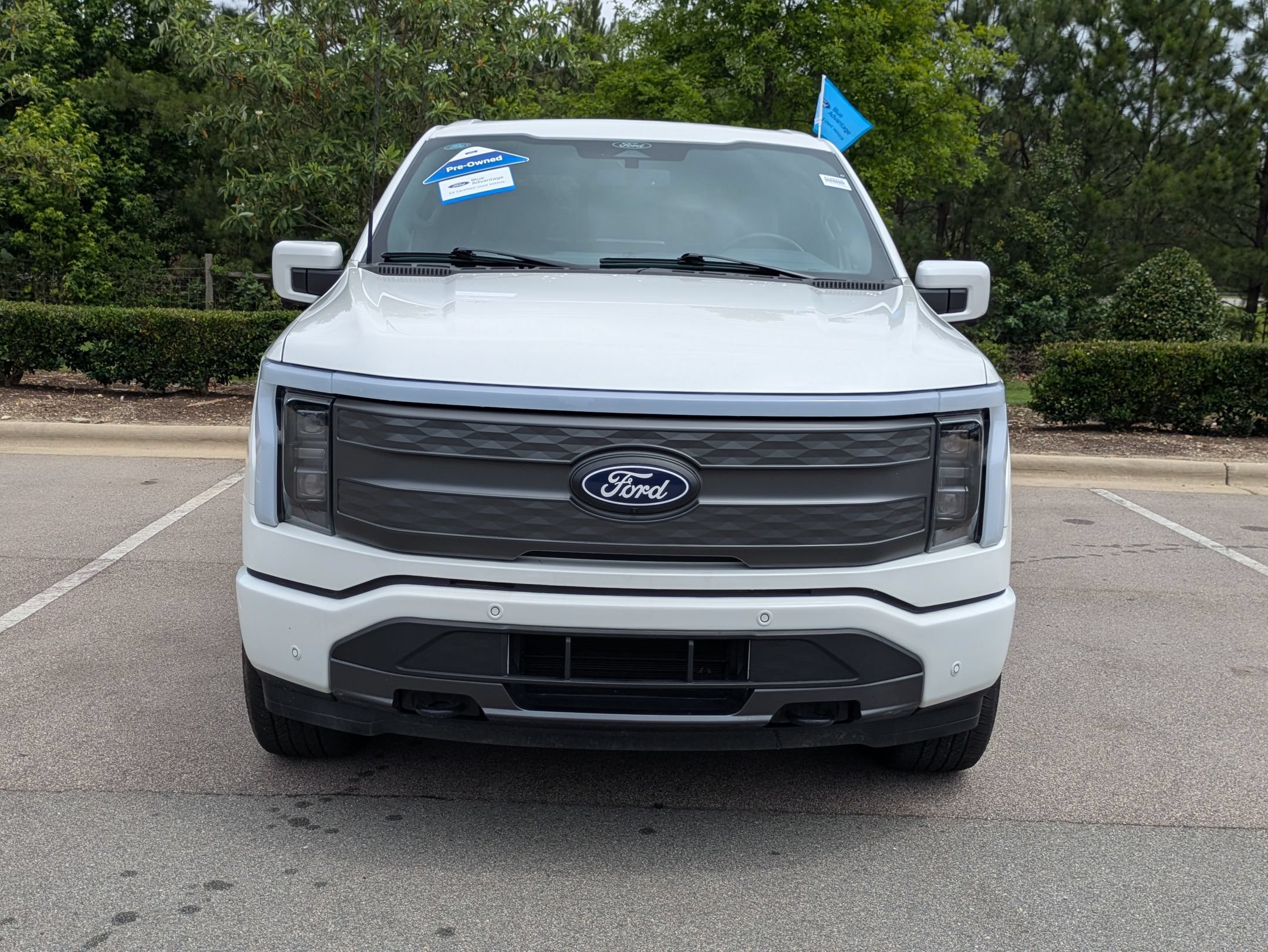 Certified 2025 Ford F150 Lightning Lariat AWD/4WD image 9