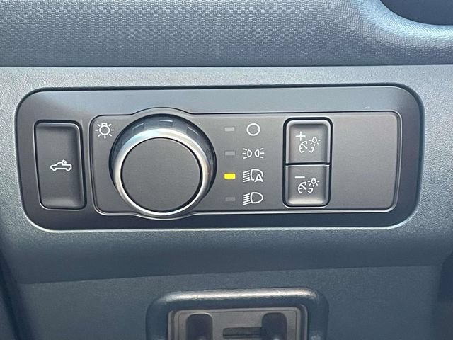 Certified 2025 Ford Maverick XLT w/ 4K Tow Package AWD/4WD image 17