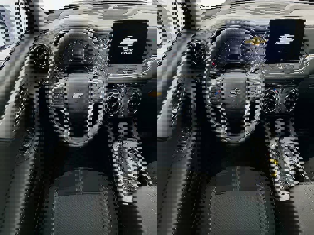 Used 2023 Chevrolet Blazer LT image 13