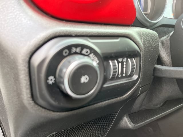 Used 2019 Jeep Wrangler Unlimited Rubicon AWD/4WD image 26