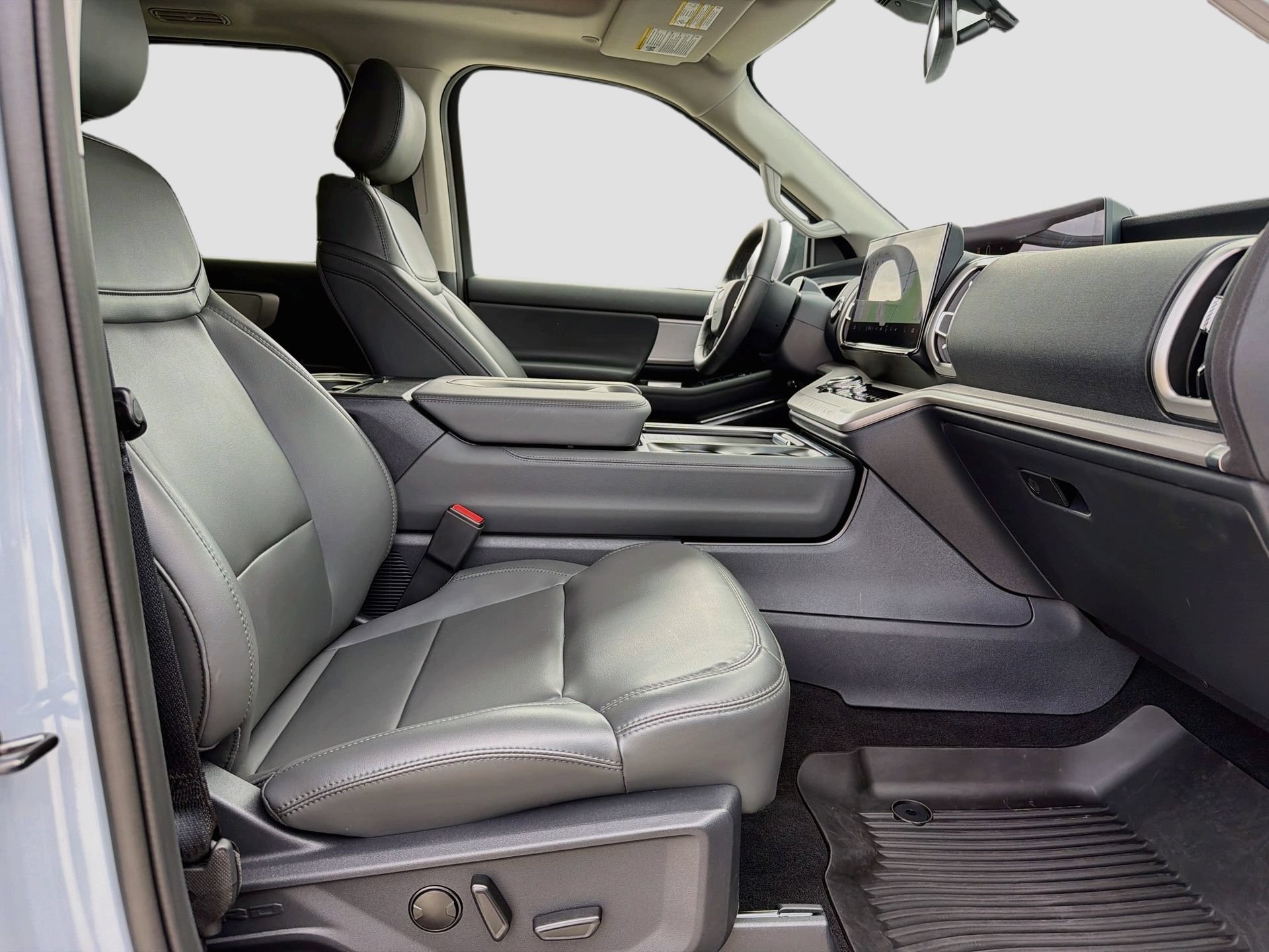 Certified 2026 Ford Expedition Max Active AWD/4WD image 31