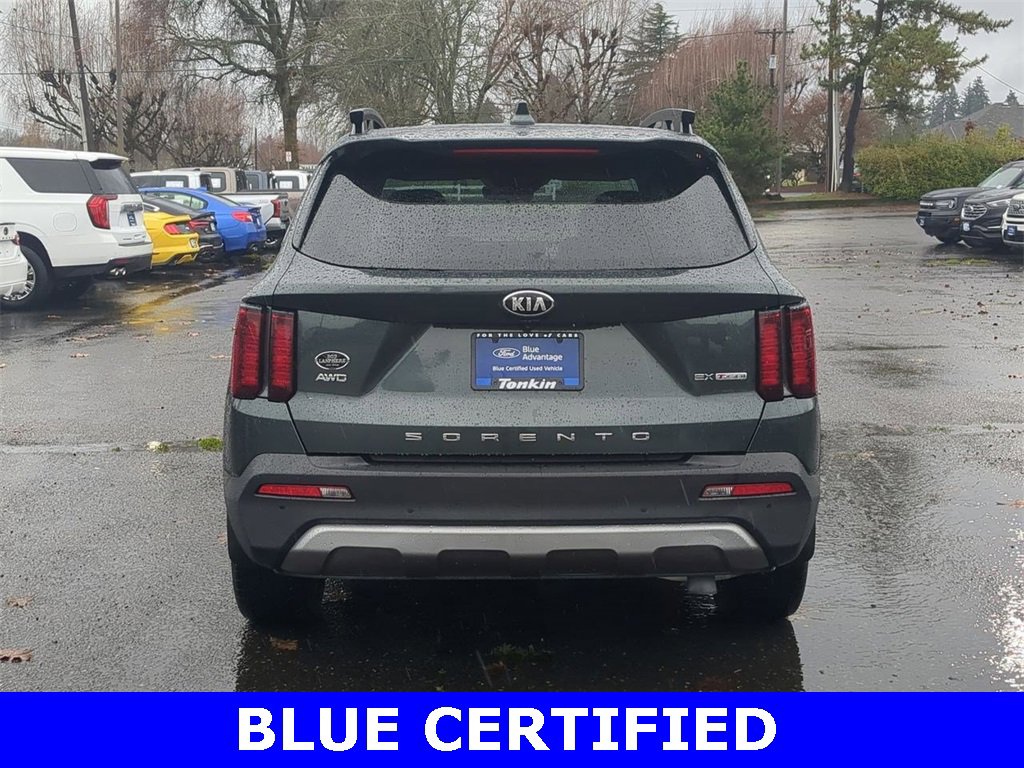 Used 2021 Kia Sorento EX w/ EX AWD X-Line Package image 4