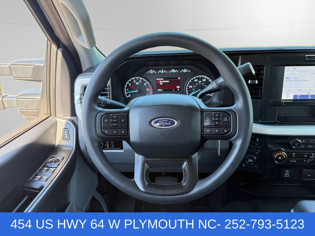 Certified 2025 Ford F250 XL w/ STX Appearance Package AWD/4WD image 12