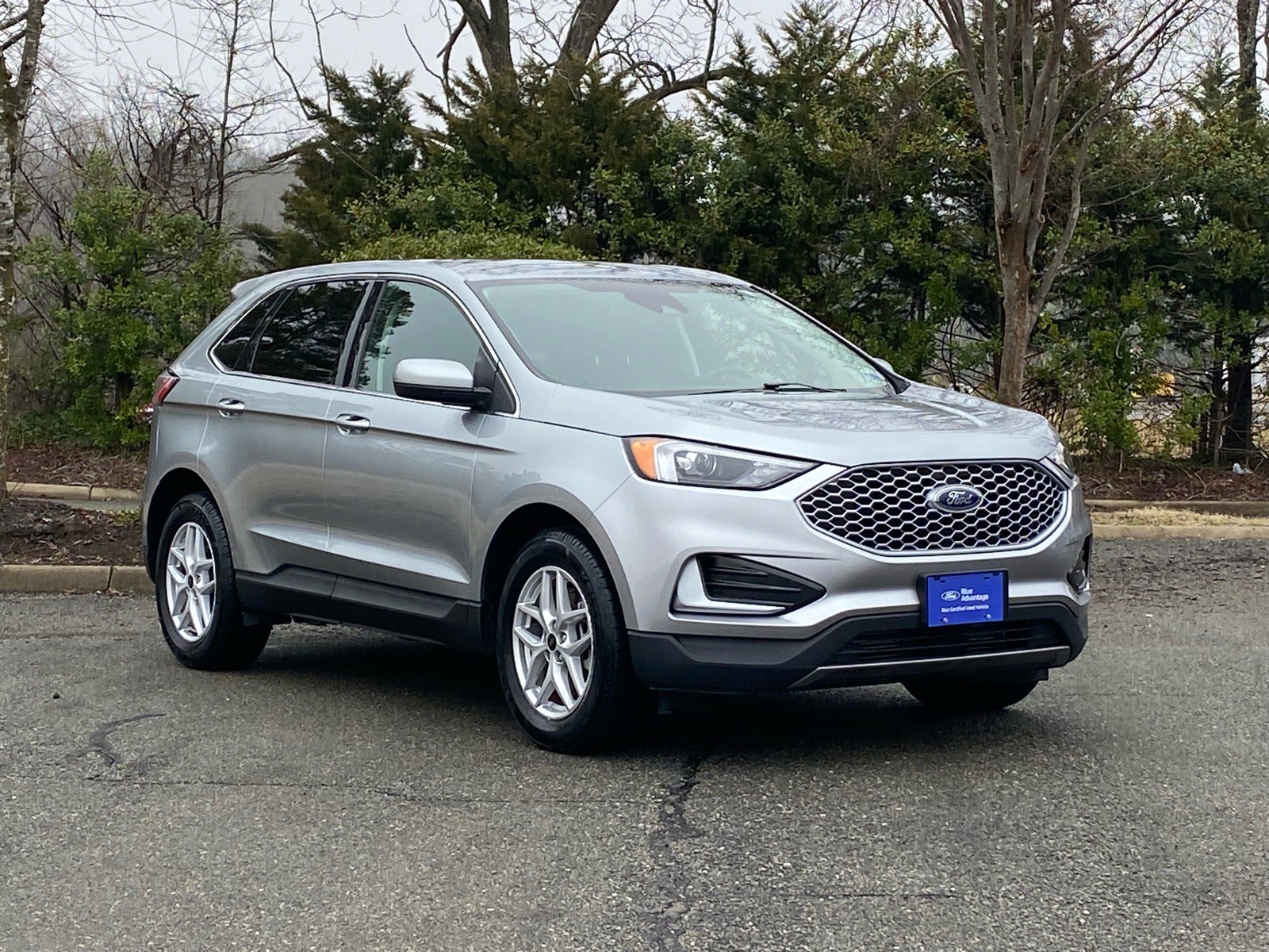 Certified 2024 Ford Edge SEL AWD/4WD image 2